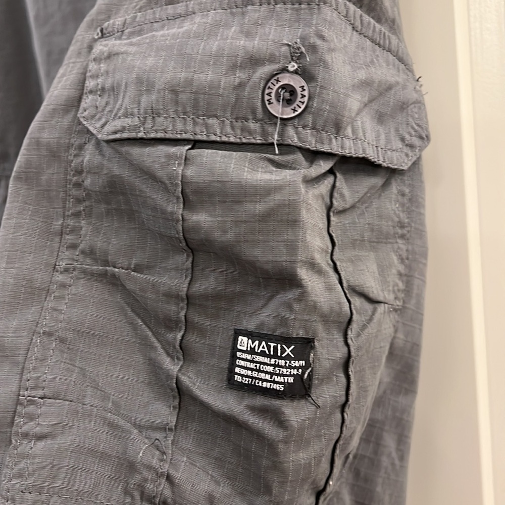 Matix men’s cargo shorts - Picture 2 of 5